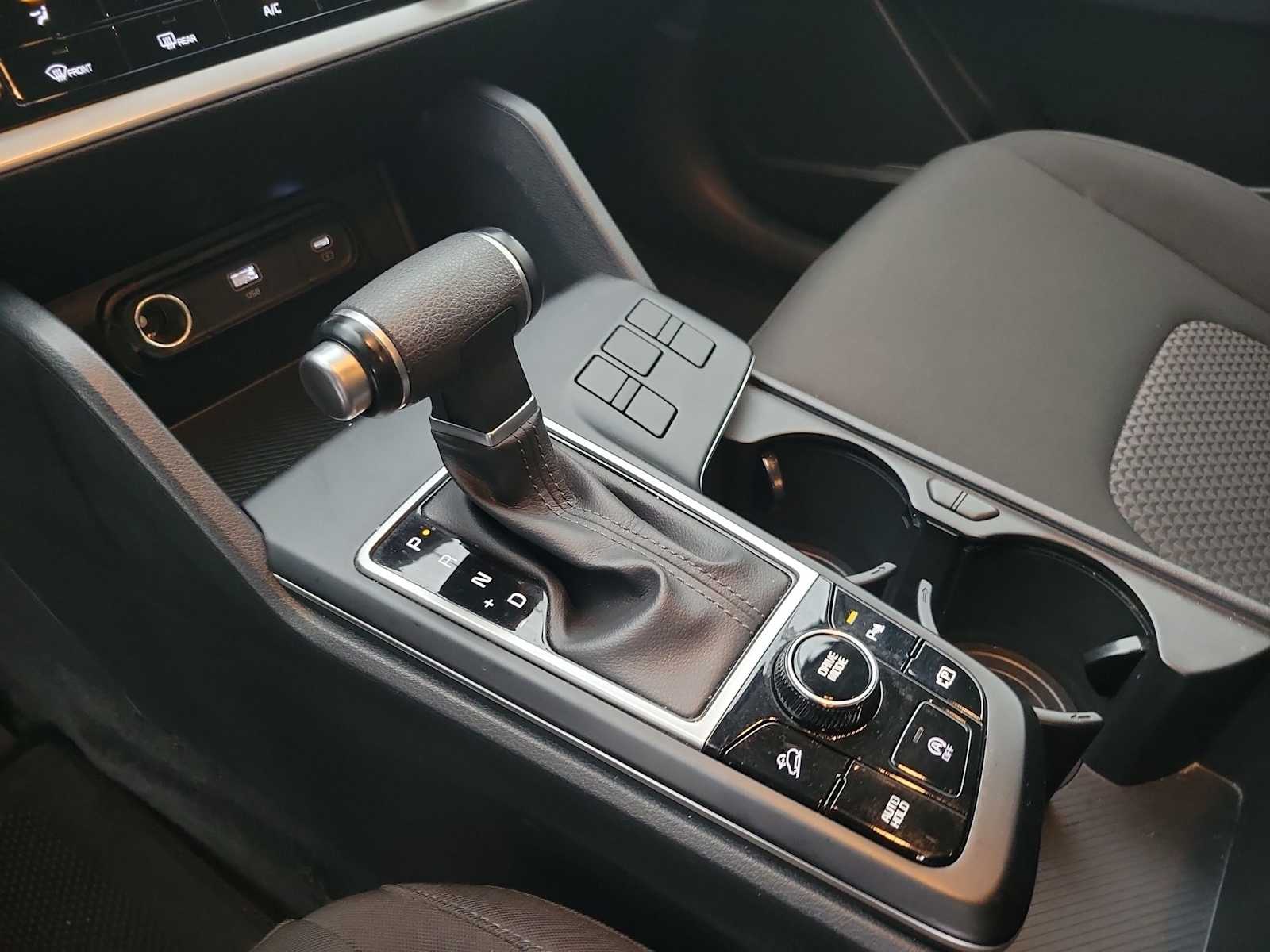 Thumbnail: 2024 Kia Sportage - 17