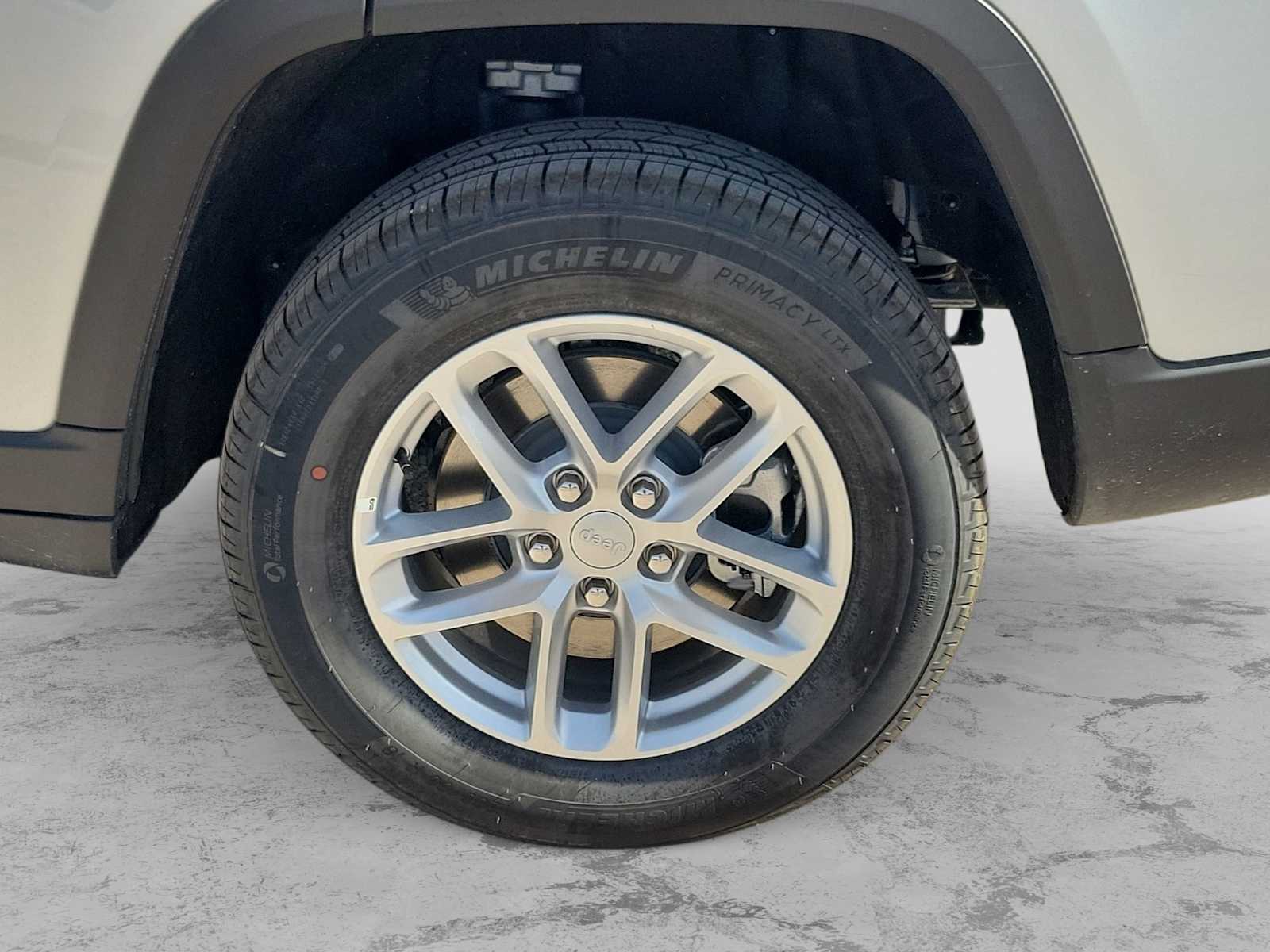 Thumbnail: 2025 Jeep Grand Cherokee L - 4