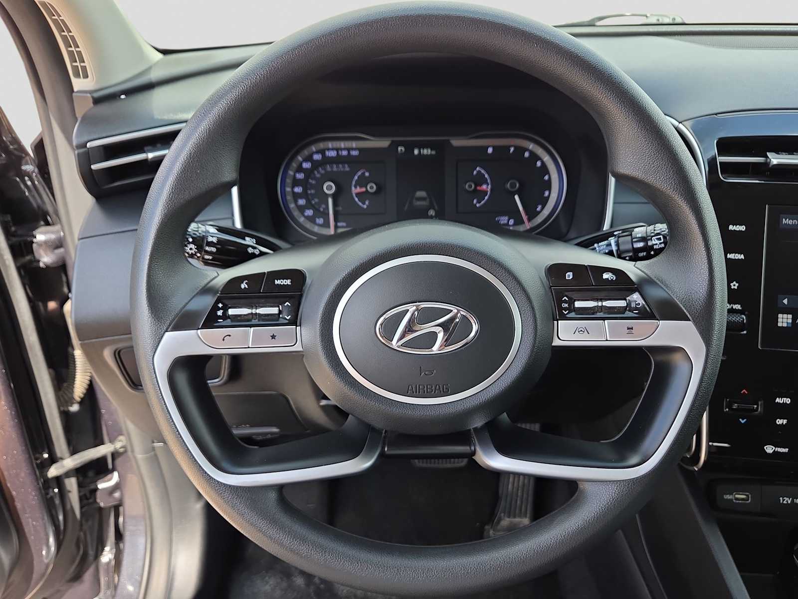 Thumbnail: 2024 Hyundai Tucson - 19