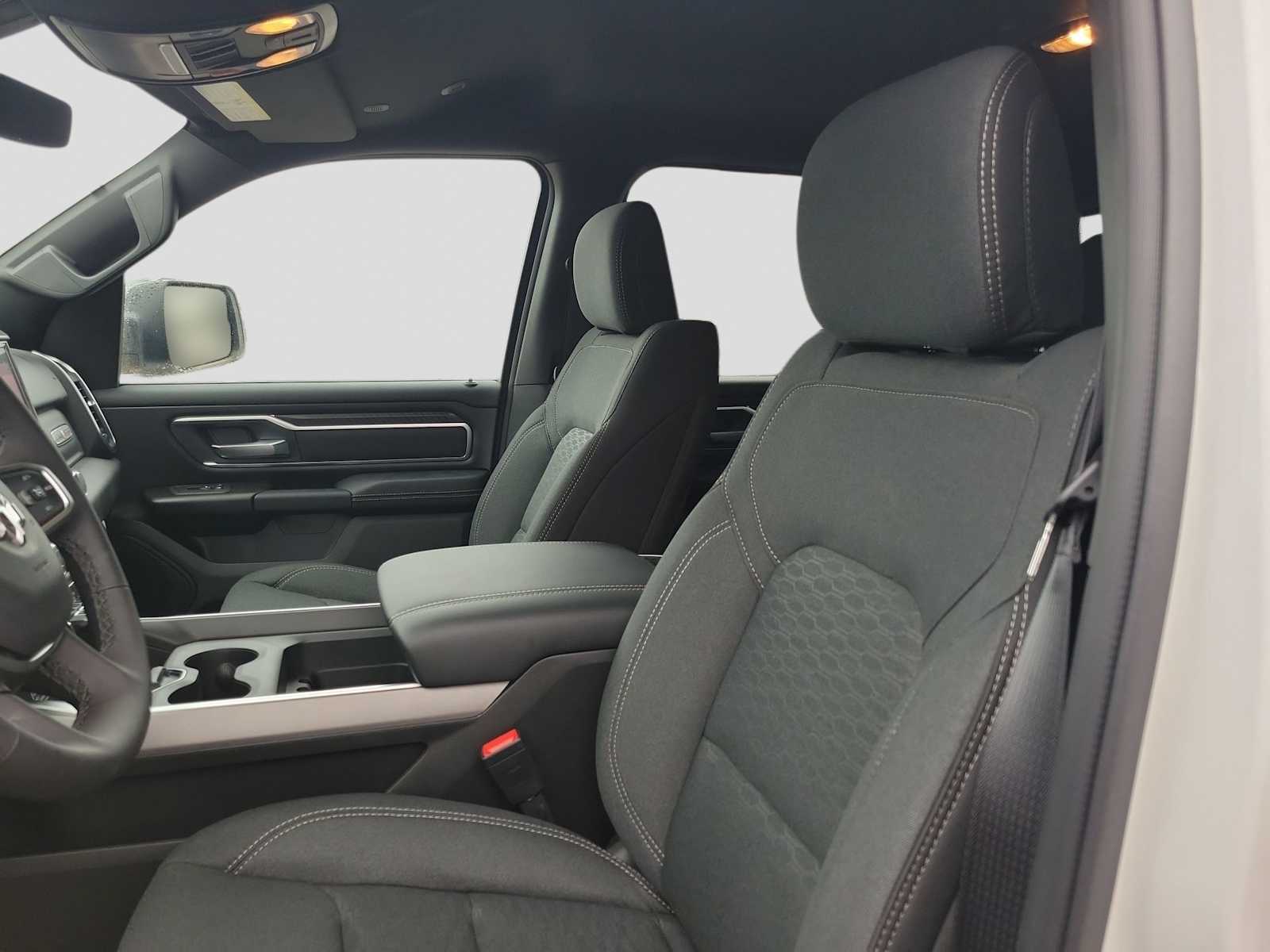 Thumbnail: 2026 RAM 1500 - 15