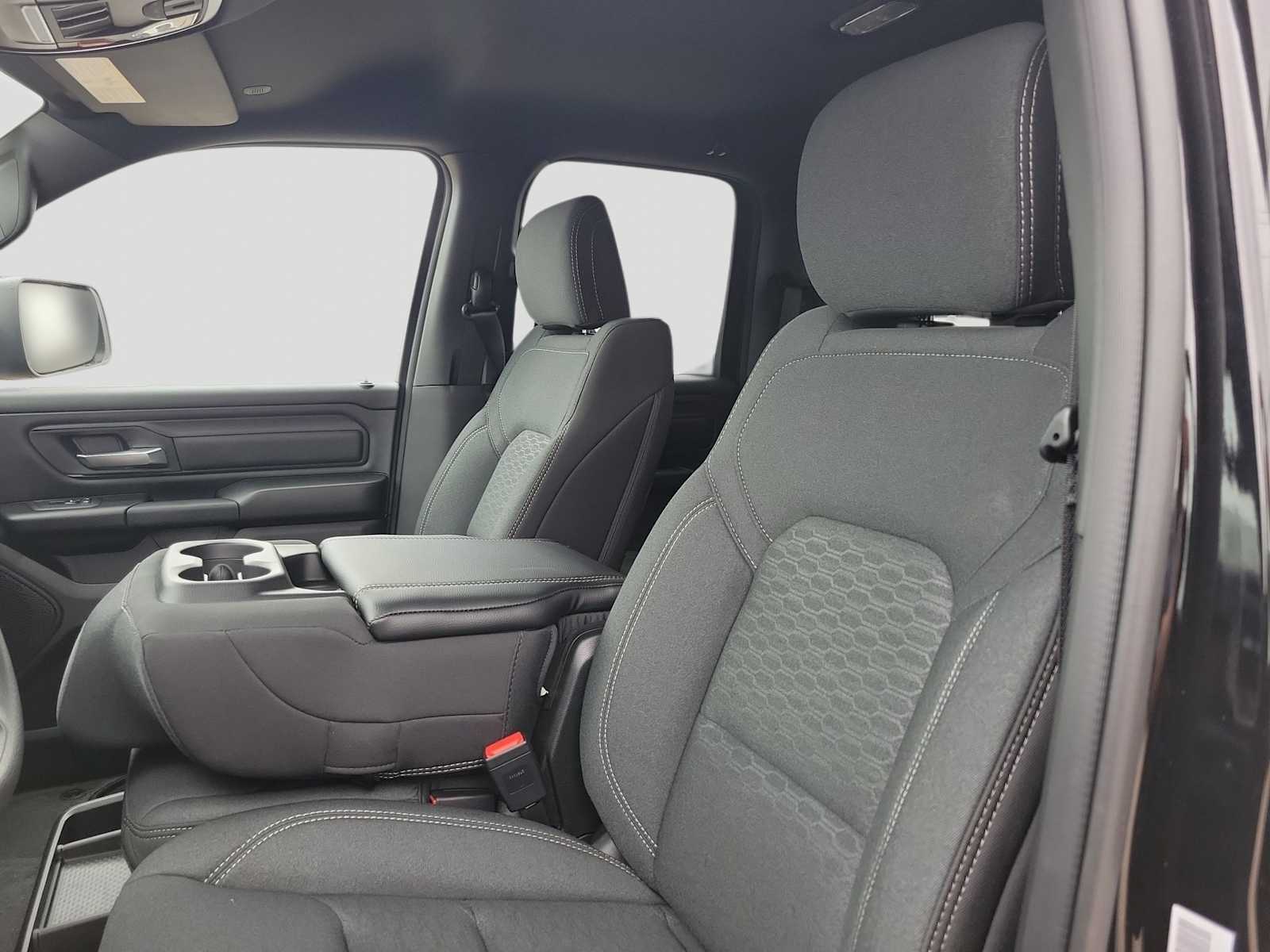 Thumbnail: 2026 RAM 1500 - 15
