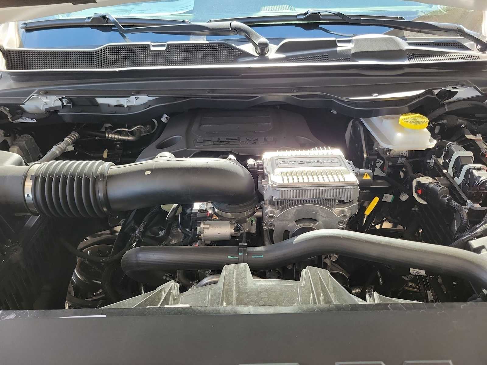 Thumbnail: 2026 RAM 1500 - 5