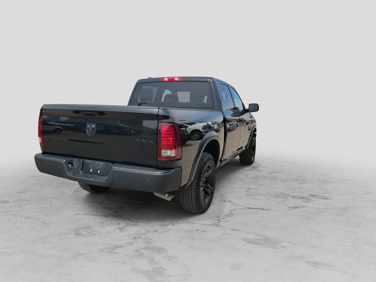 Thumbnail: 2024 RAM 1500 Classic - 8