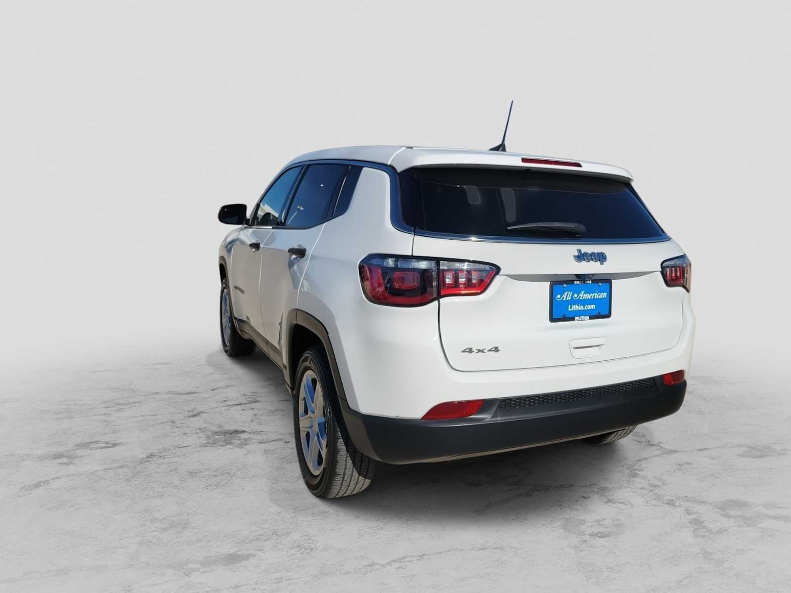 Thumbnail: 2023 Jeep Compass - 4