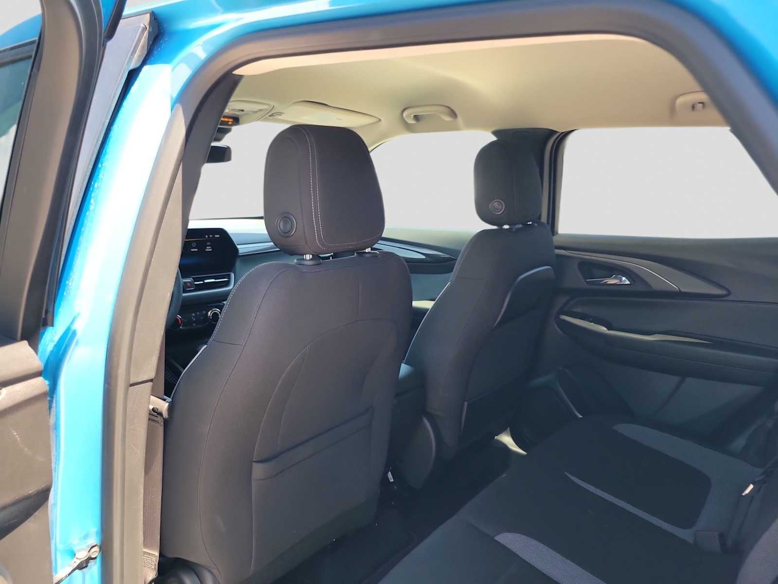 Thumbnail: 2025 Chevrolet TrailBlazer - 16