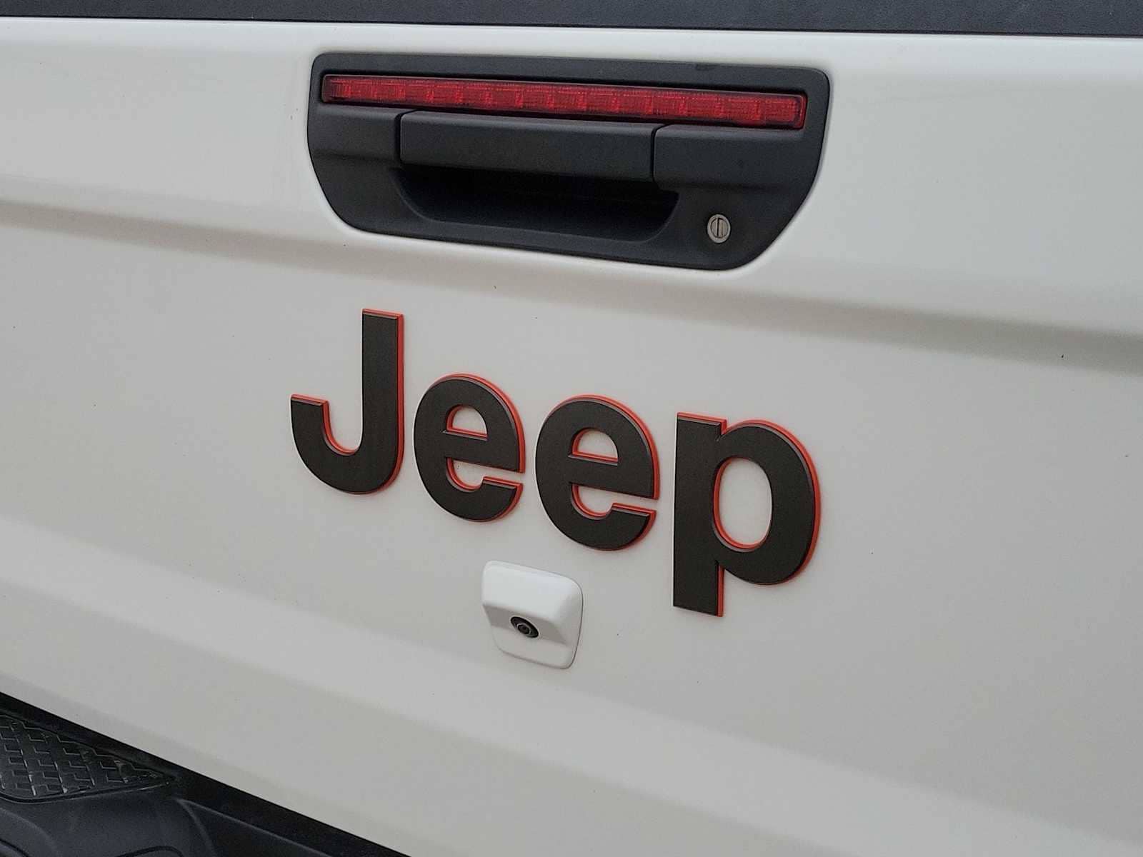 Thumbnail: 2023 Jeep Gladiator - 7