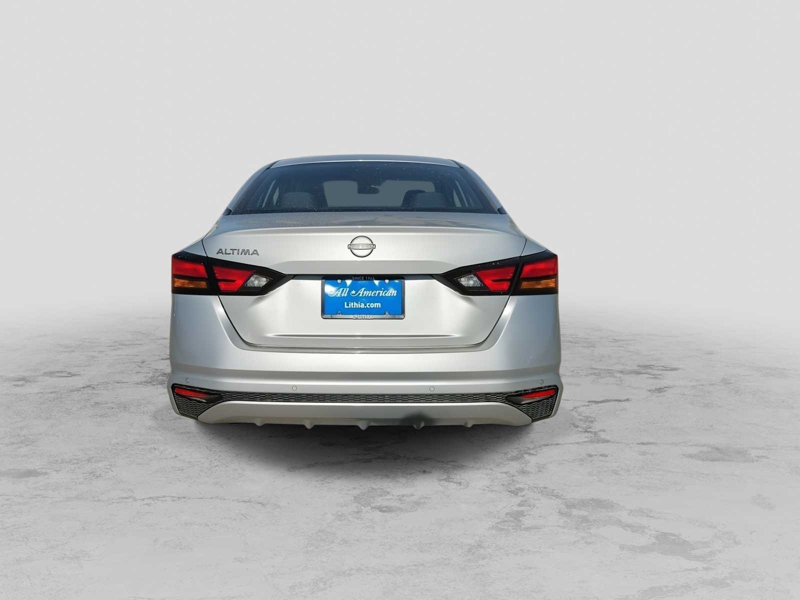 Thumbnail: 2024 Nissan Altima - 5