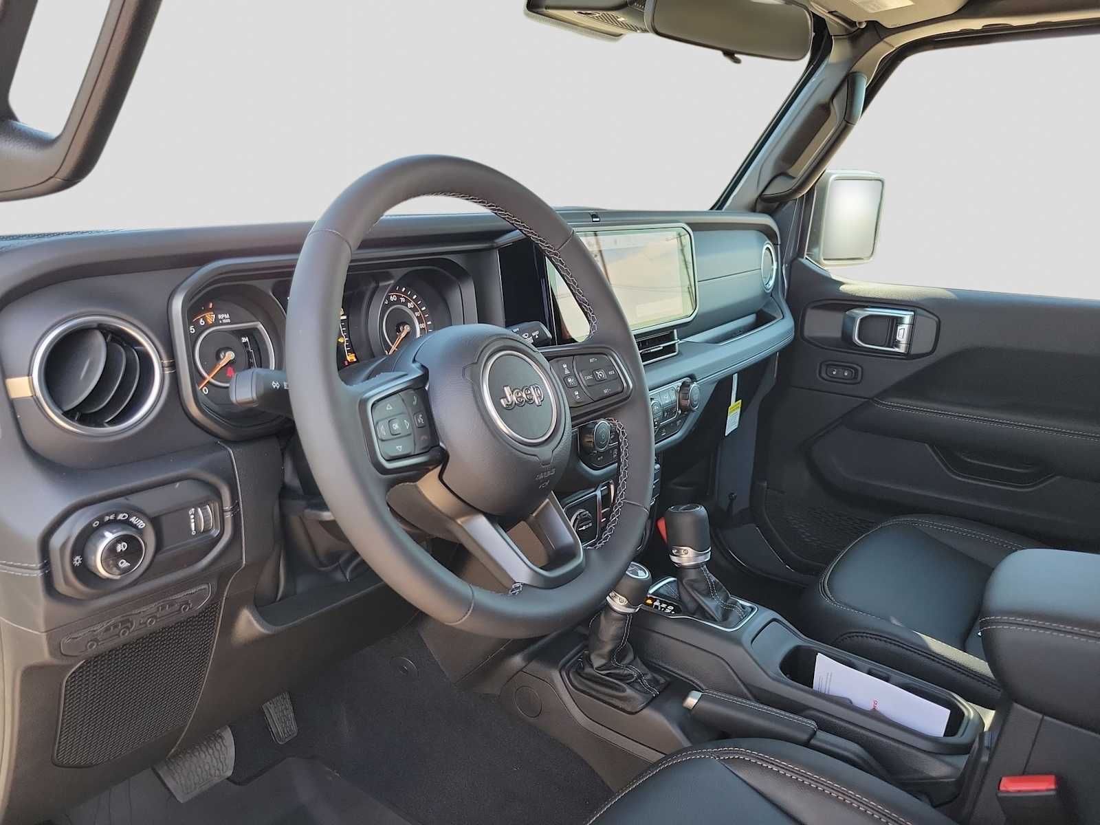 Thumbnail: 2025 Jeep Gladiator - 2