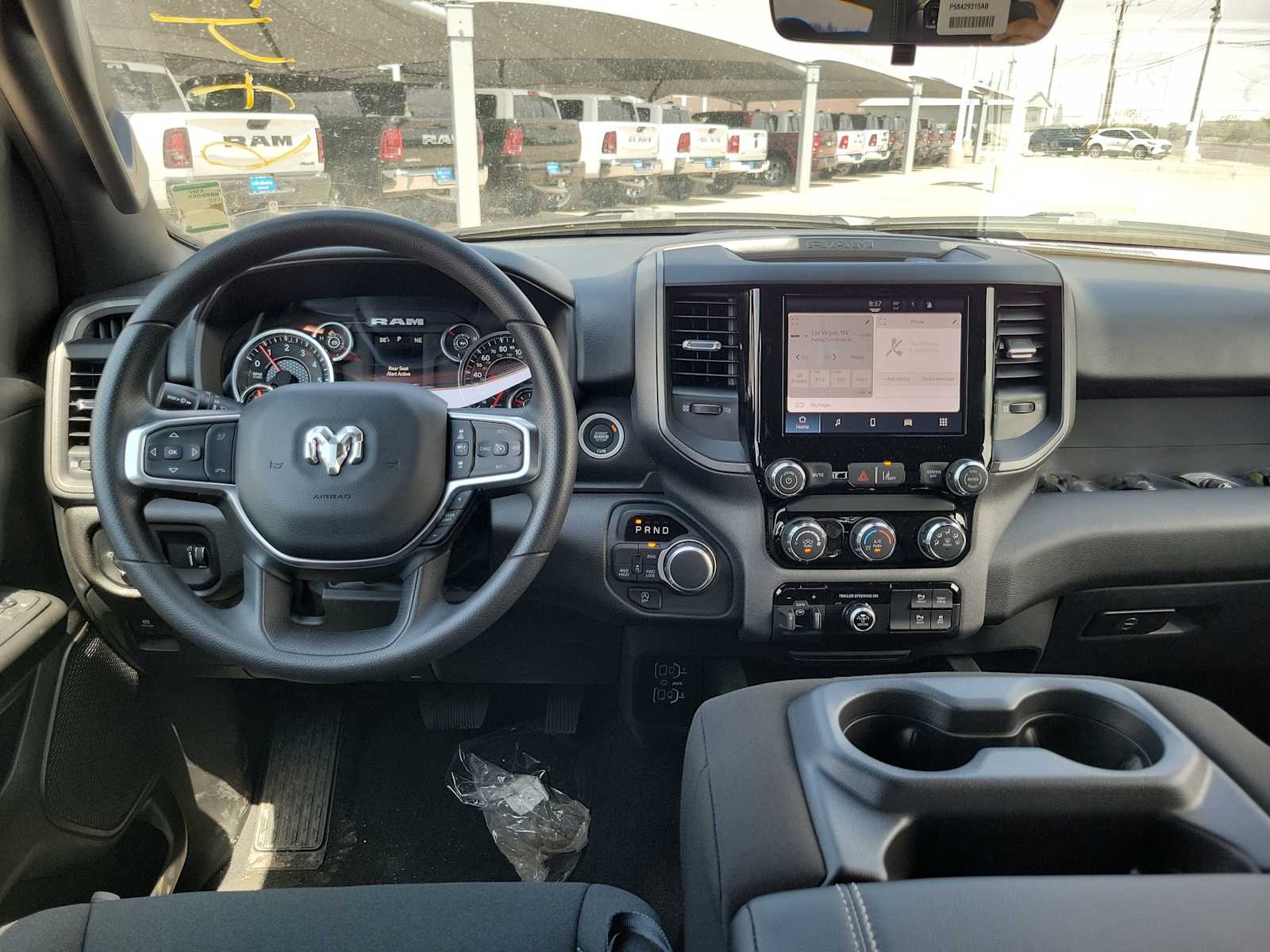 Thumbnail: 2025 RAM 1500 - 10