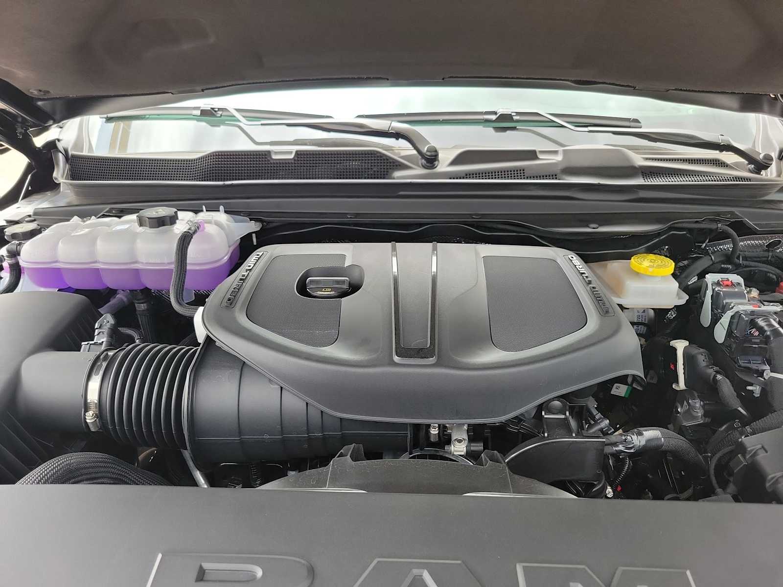 Thumbnail: 2026 RAM 1500 - 9