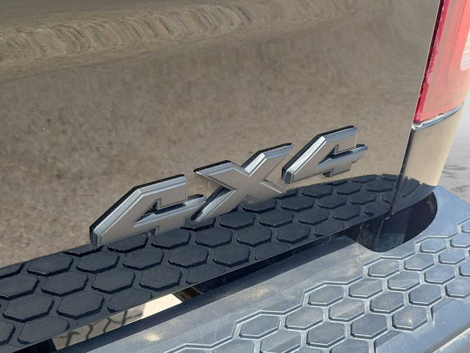 Thumbnail: 2024 RAM 1500 Classic - 11