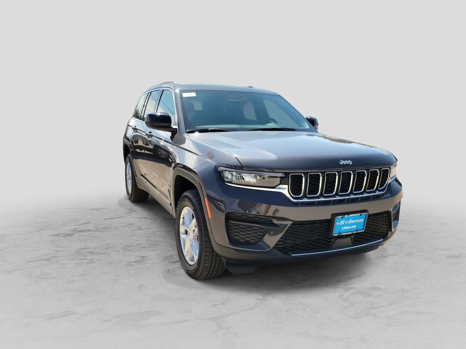 Thumbnail: 2026 Jeep Grand Cherokee - 2