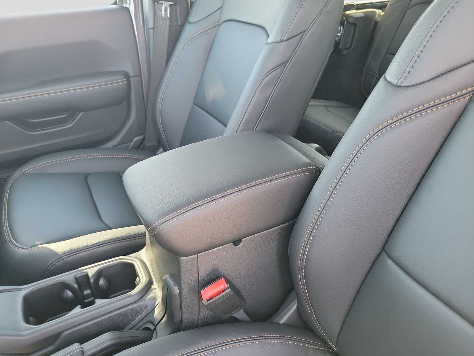 Thumbnail: 2026 Jeep Wrangler - 24