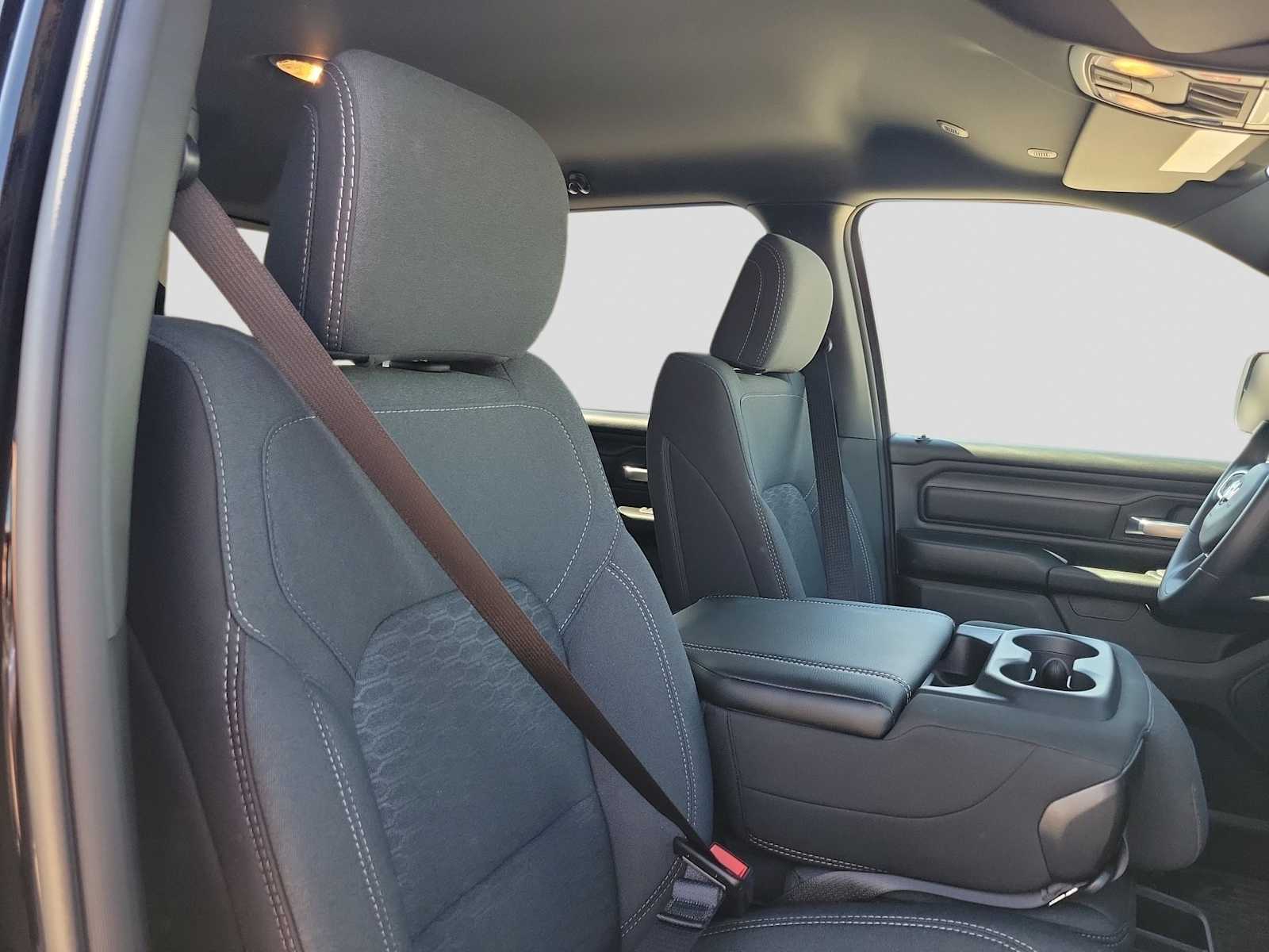 Thumbnail: 2026 RAM 1500 - 18