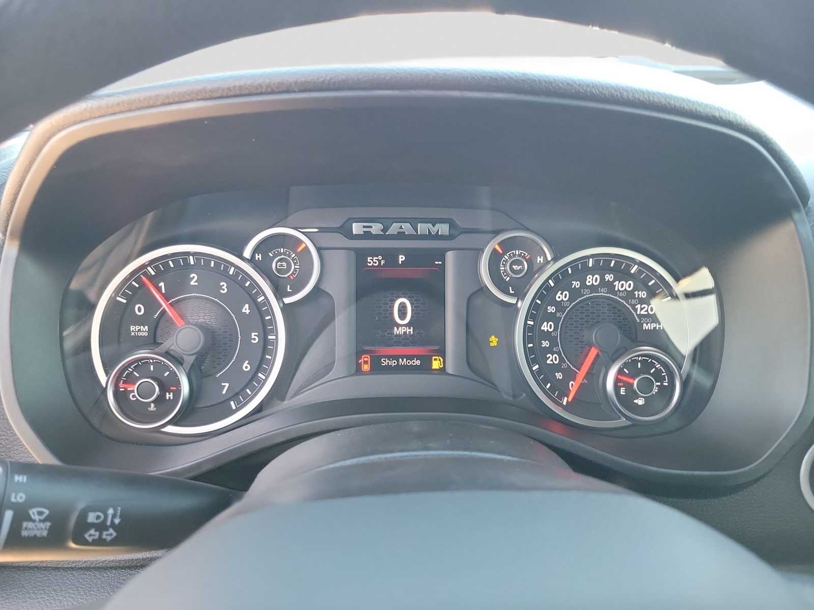 Thumbnail: 2026 RAM 1500 - 18