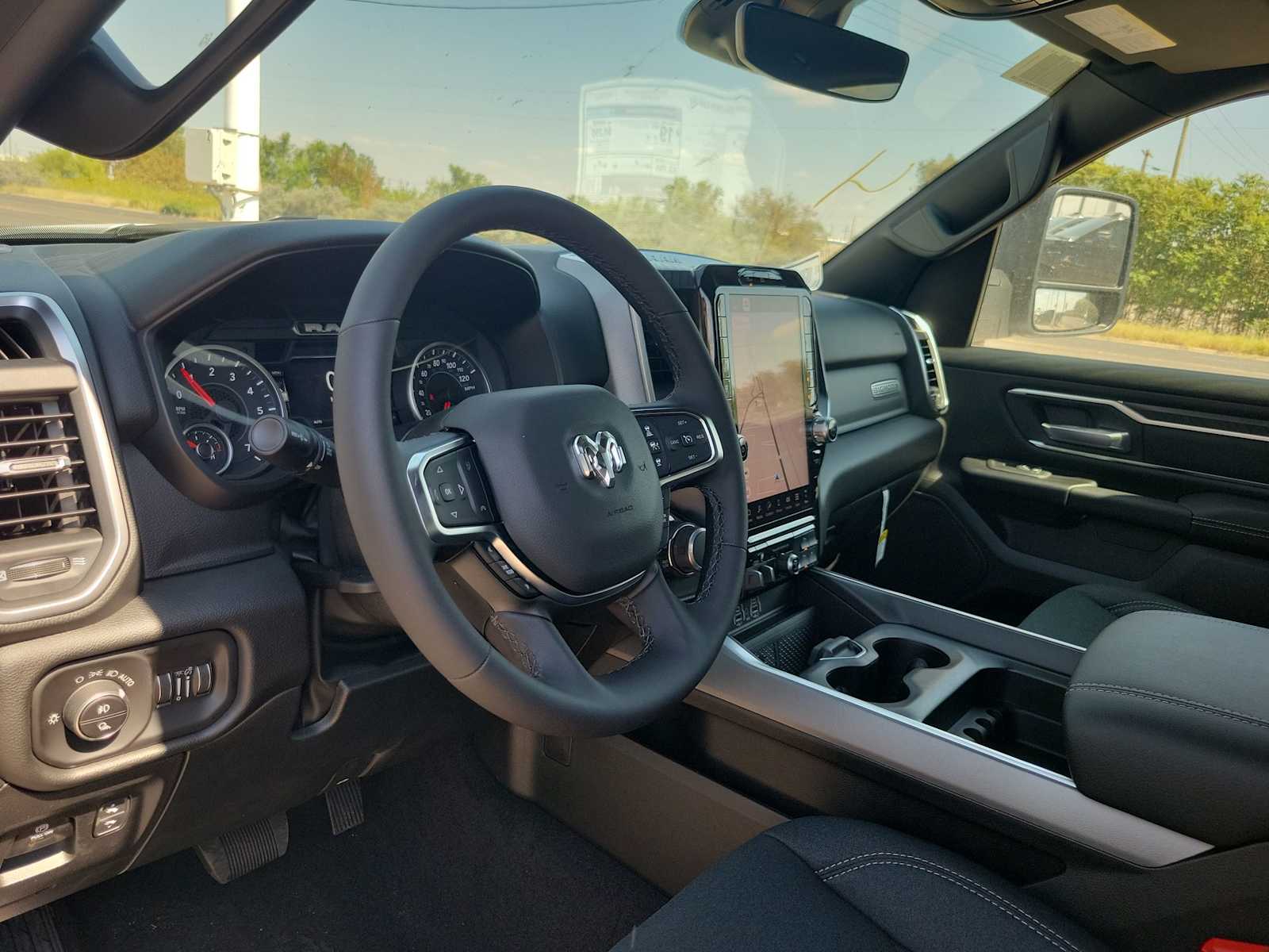 Thumbnail: 2025 RAM 1500 - 2