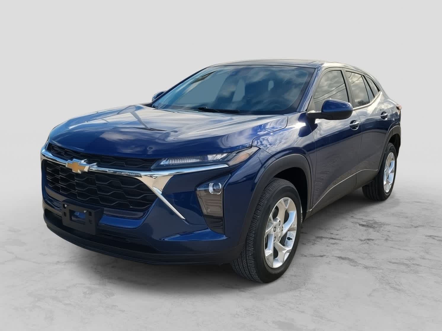 Thumbnail: 2024 Chevrolet Trax - 1