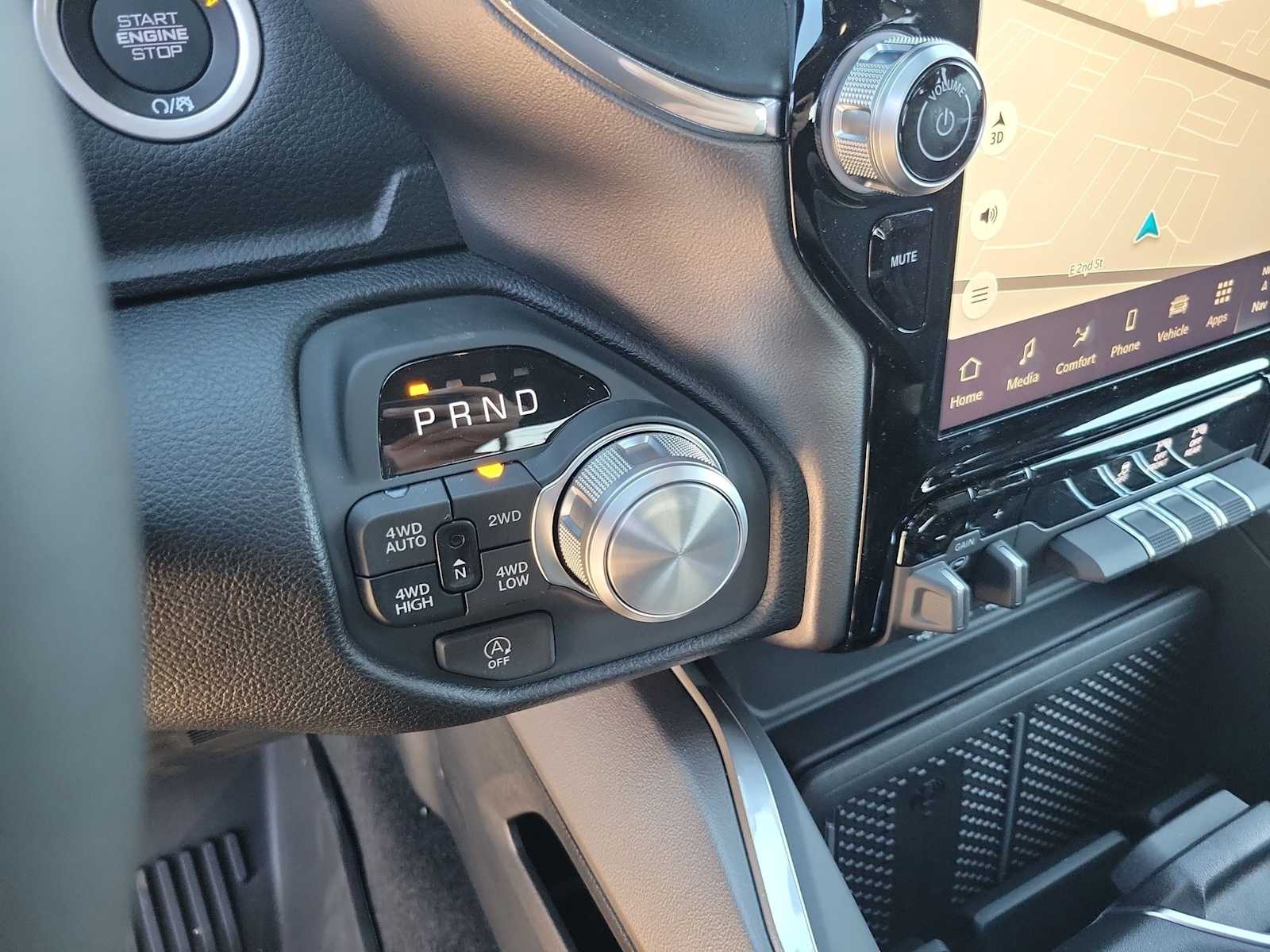 Thumbnail: 2026 RAM 1500 - 25