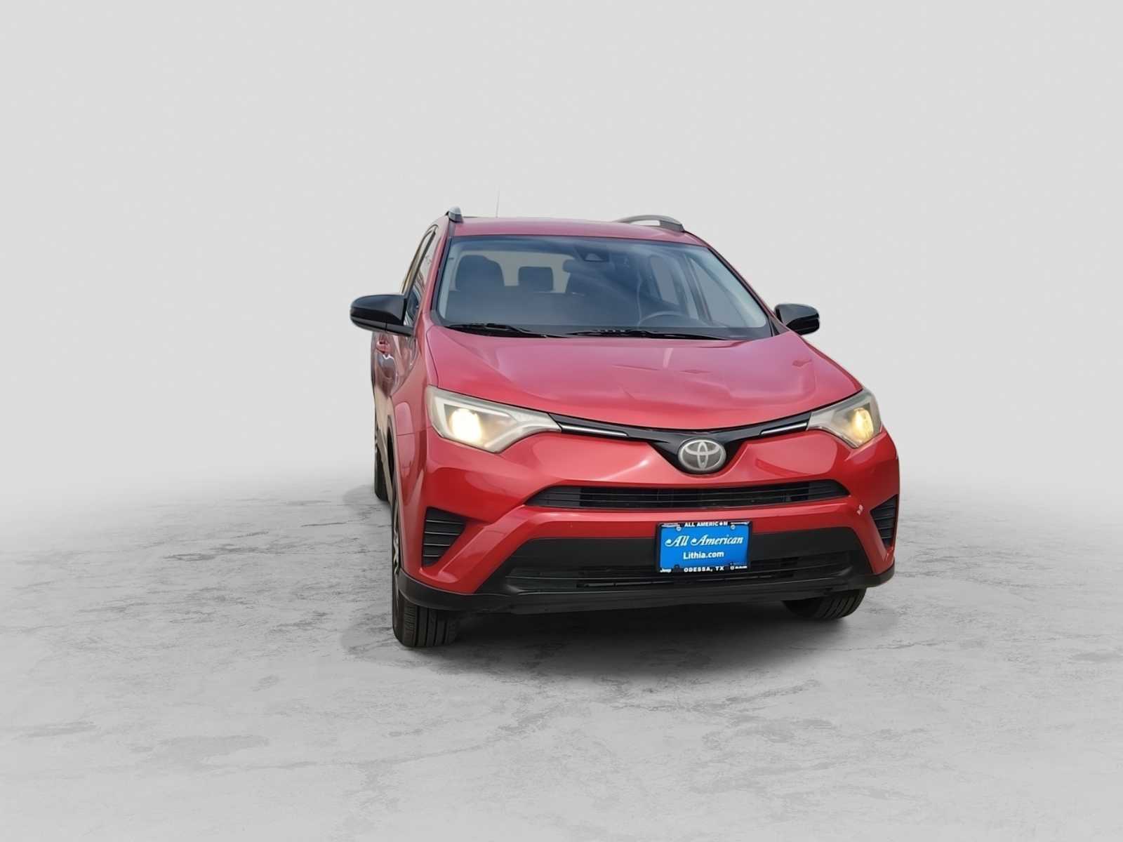 Thumbnail: 2017 Toyota RAV4 - 3