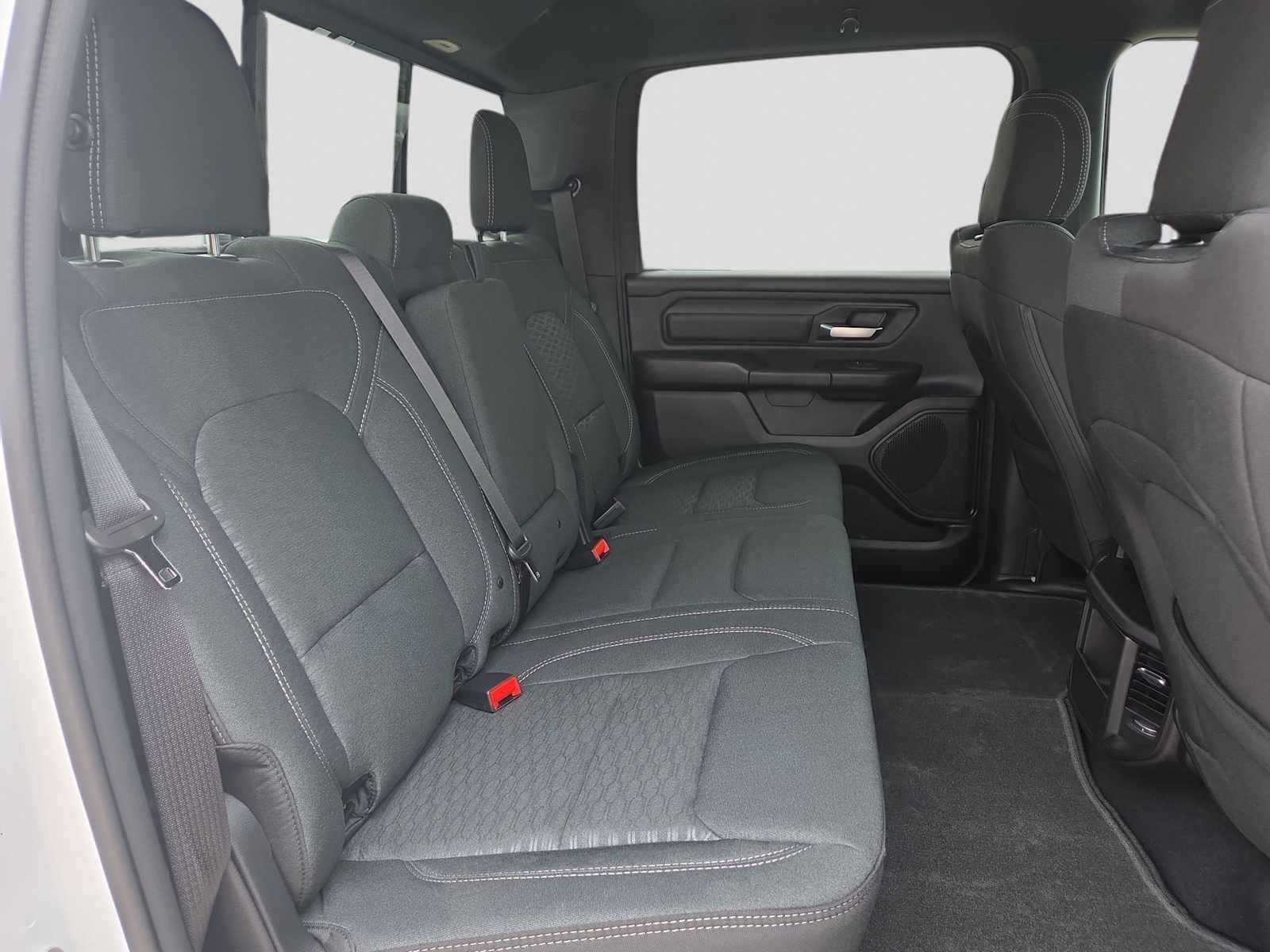 Thumbnail: 2026 RAM 1500 - 17
