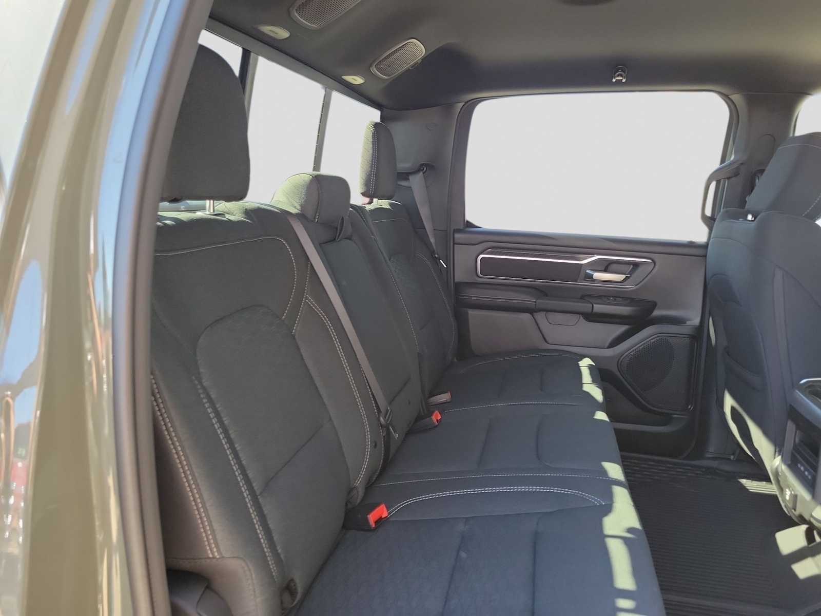 Thumbnail: 2026 RAM 1500 - 9