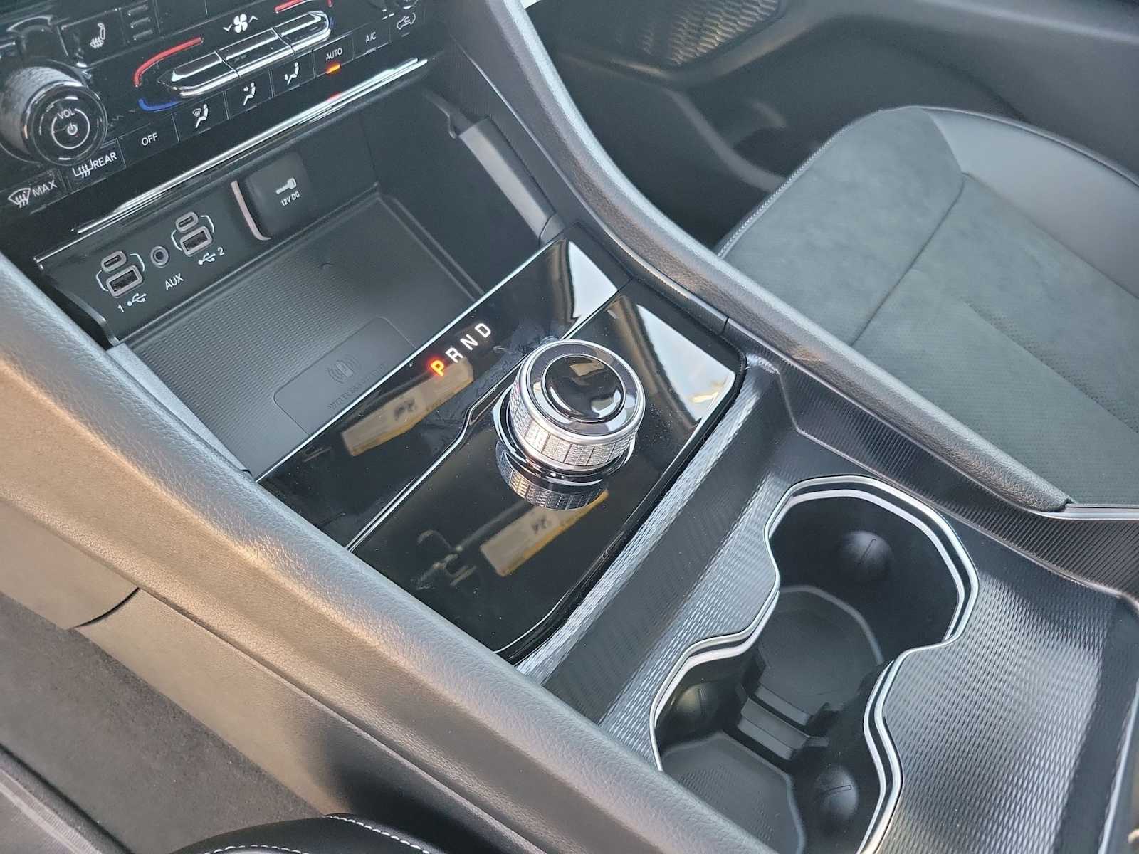 Thumbnail: 2025 Jeep Grand Cherokee - 17