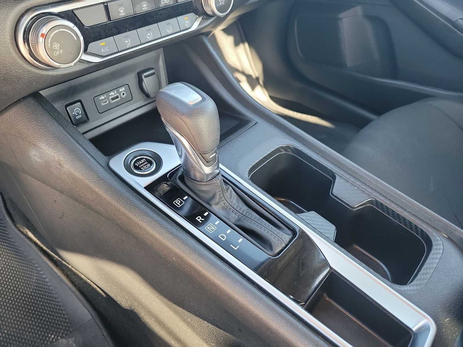 Thumbnail: 2024 Nissan Sentra - 17