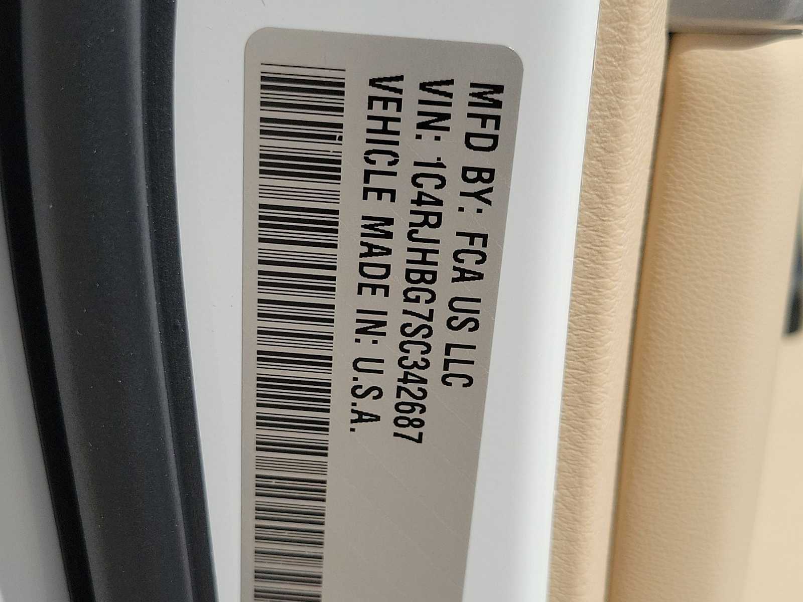 Thumbnail: 2025 Jeep Grand Cherokee - 21