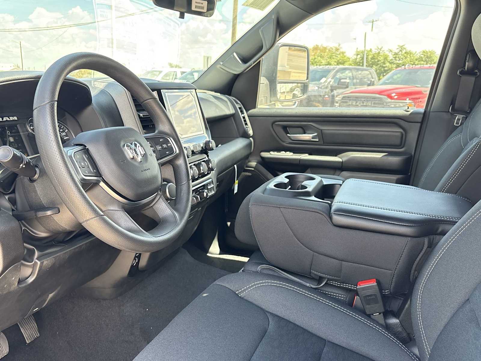 Thumbnail: 2025 RAM 1500 - 2