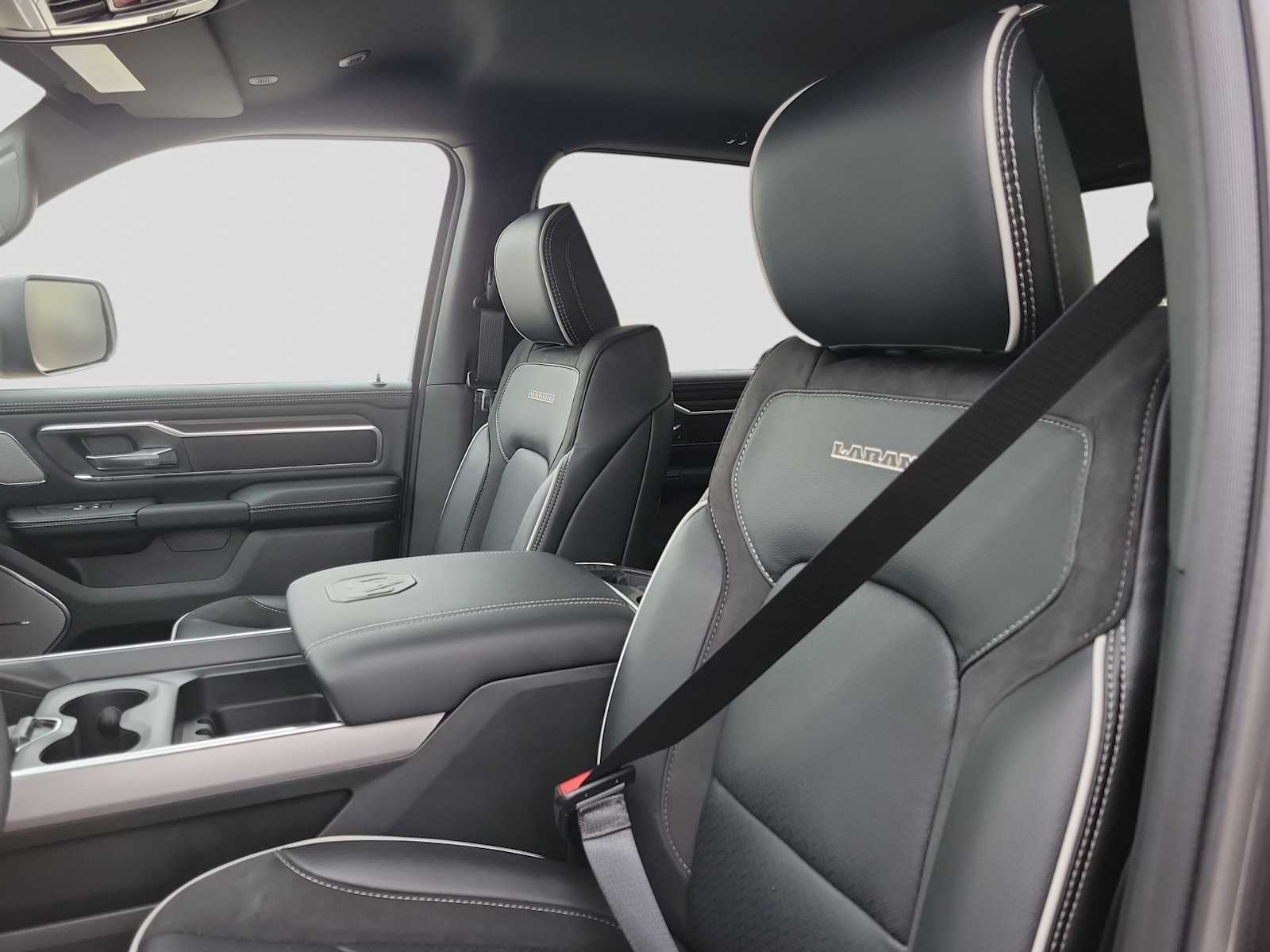 Thumbnail: 2026 RAM 1500 - 15