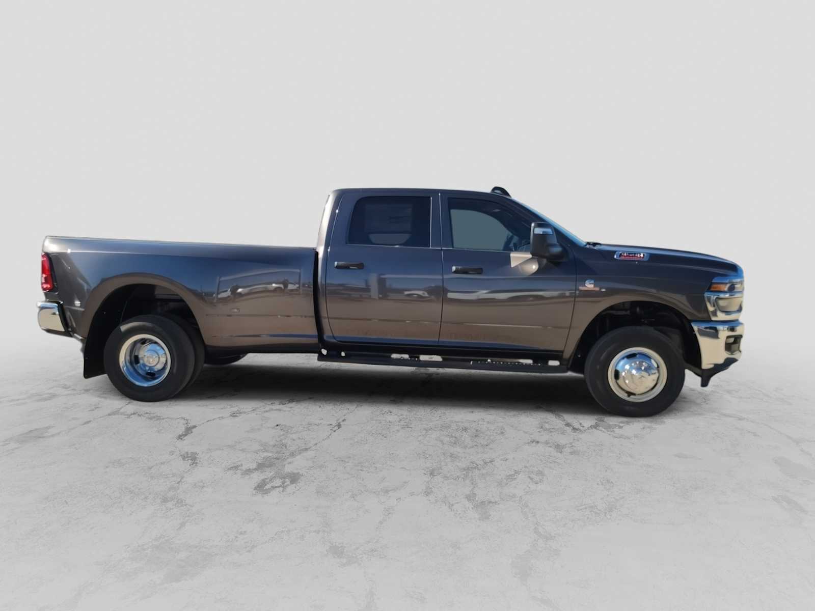 Thumbnail: 2026 RAM 3500 - 9