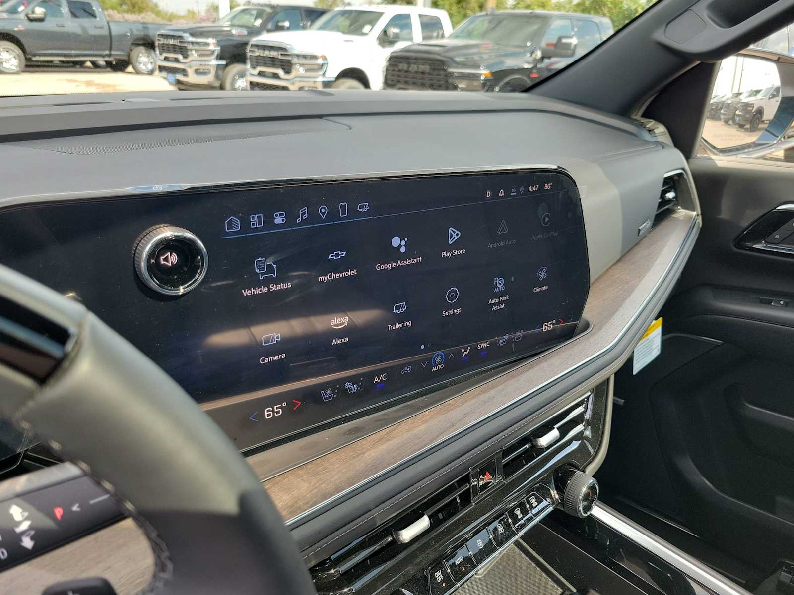Thumbnail: 2025 Chevrolet Tahoe - 20