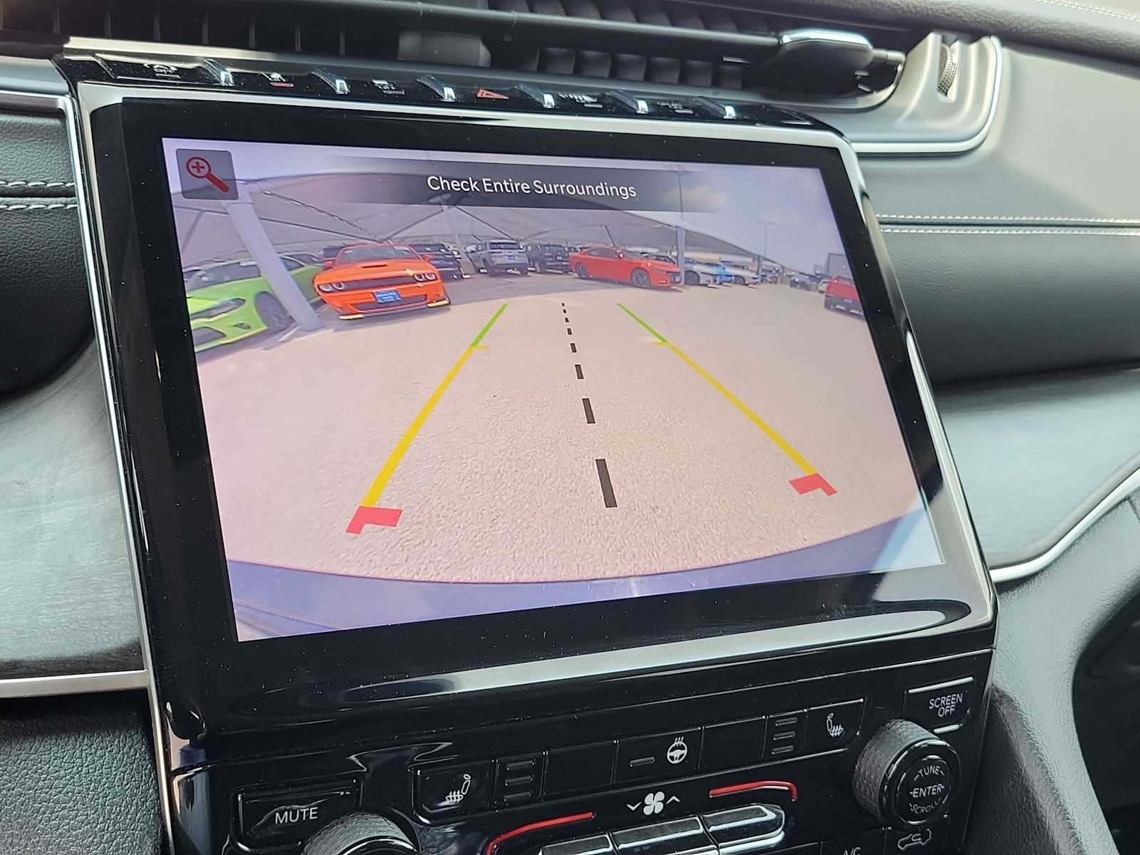 Thumbnail: 2023 Jeep Grand Cherokee - 28