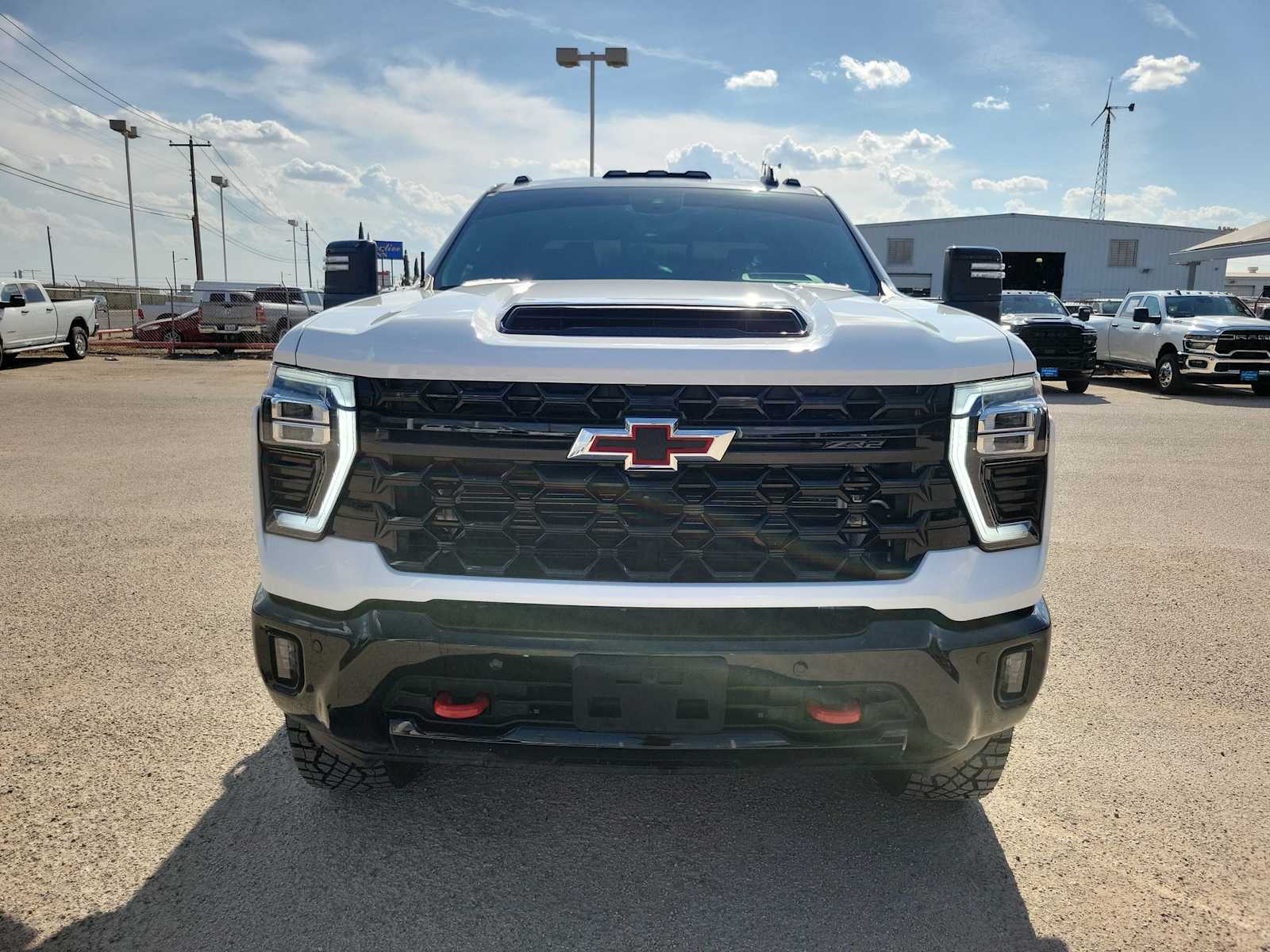 Thumbnail: 2025 Chevrolet Silverado 2500 - 6