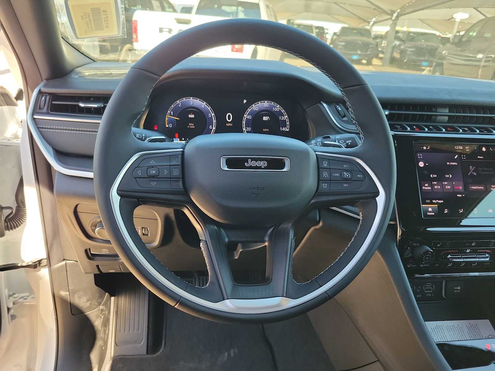 Thumbnail: 2025 Jeep Grand Cherokee L - 15