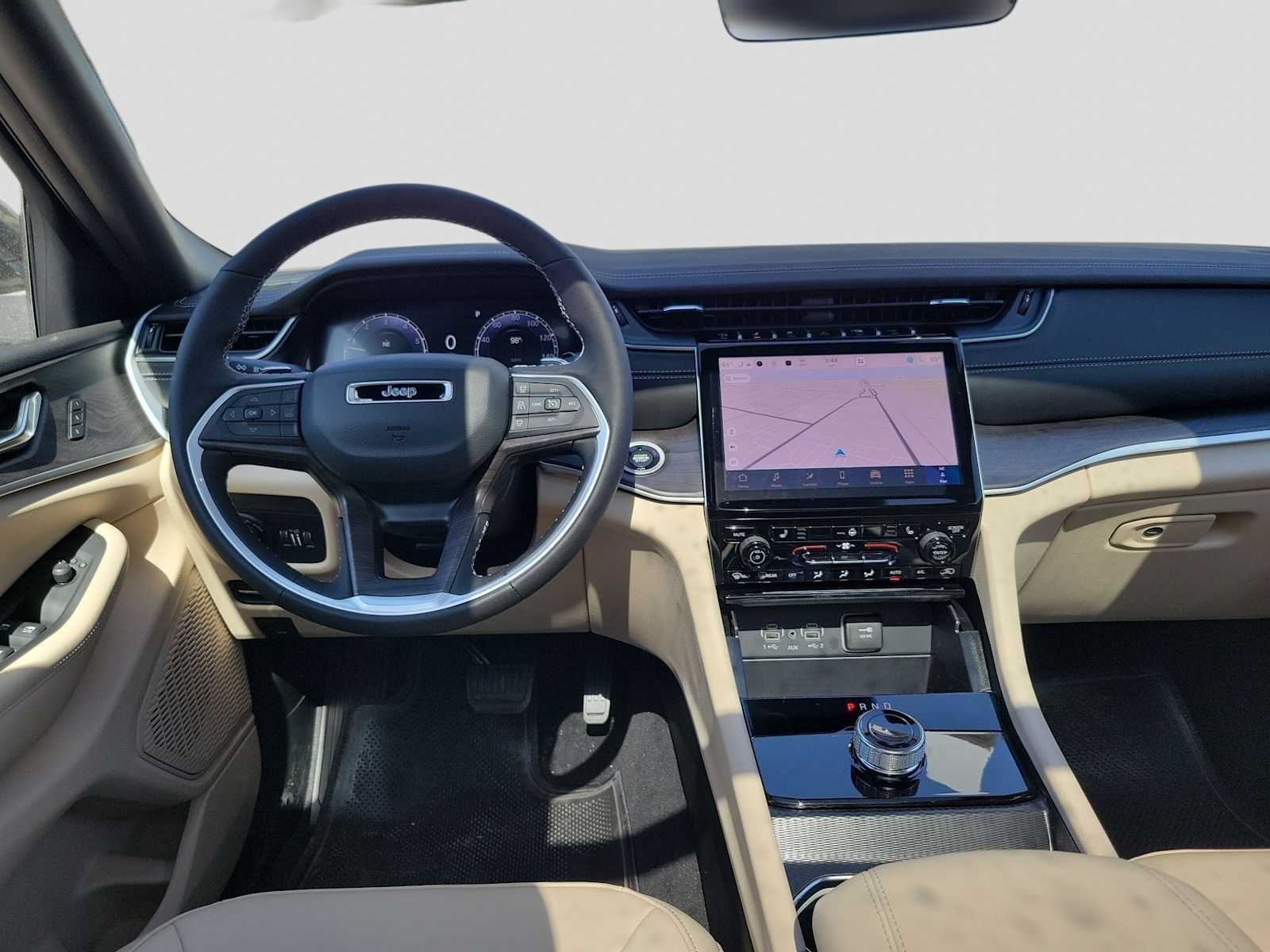 Thumbnail: 2025 Jeep Grand Cherokee - 10