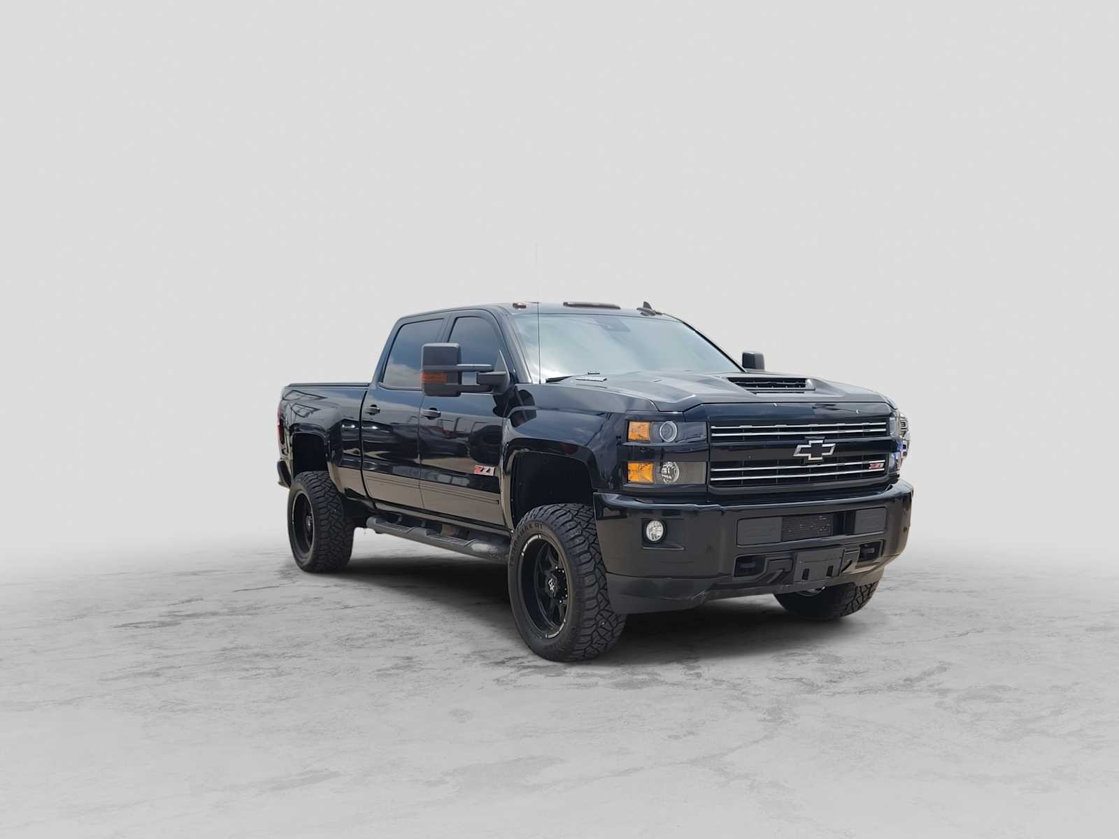 Thumbnail: 2019 Chevrolet Silverado 2500 - 2