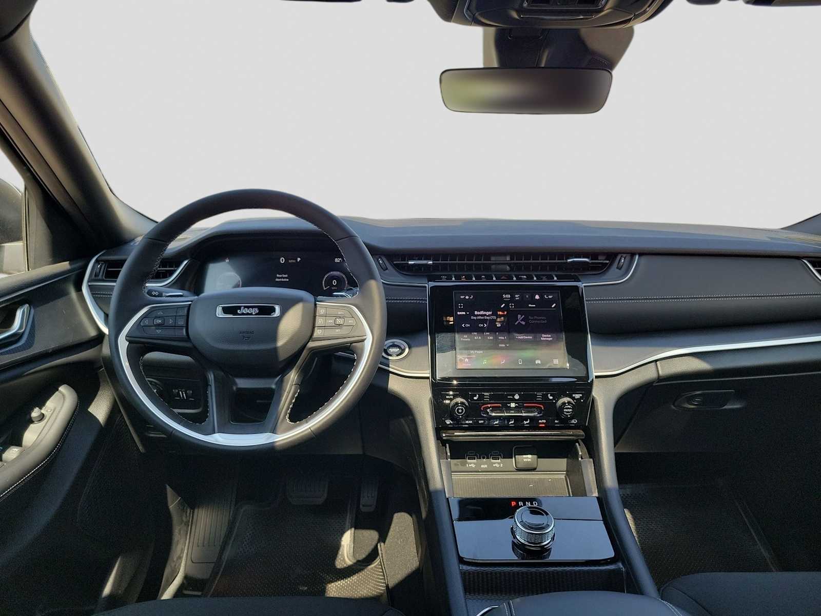 Thumbnail: 2026 Jeep Grand Cherokee - 14