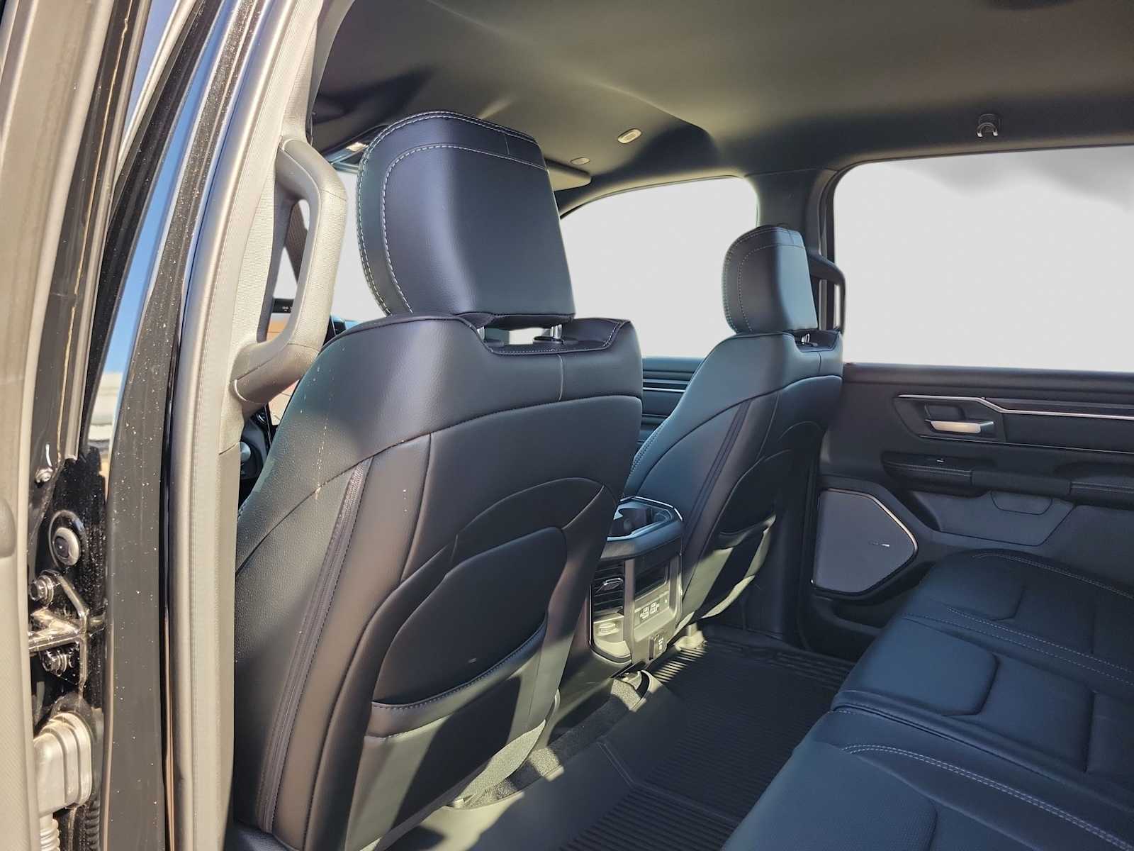 Thumbnail: 2026 RAM 1500 - 8