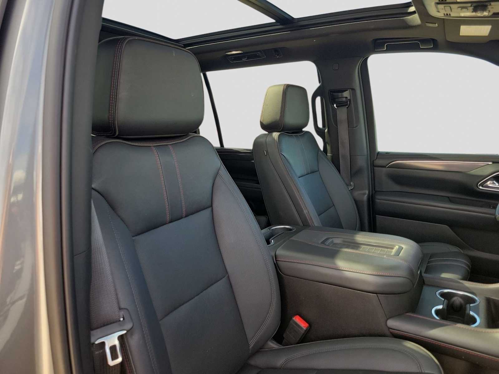 Thumbnail: 2023 Chevrolet Suburban - 18