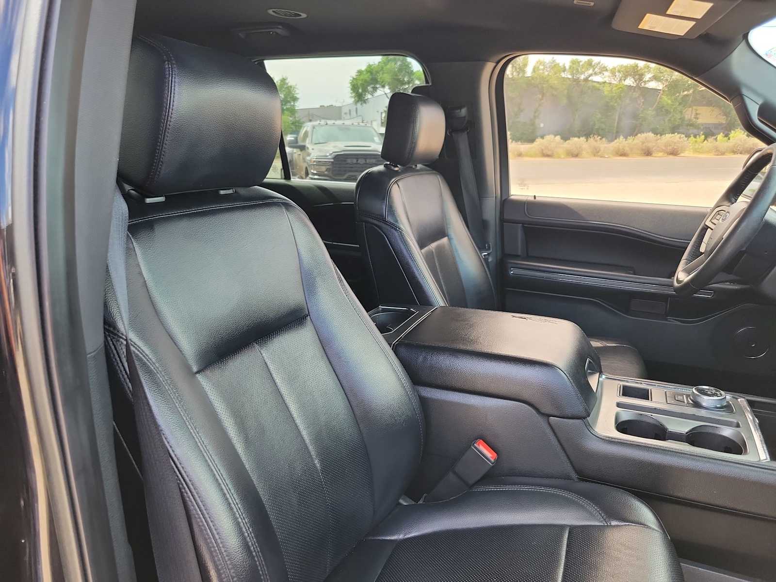 2019 Ford Expedition MAX XLT 14
