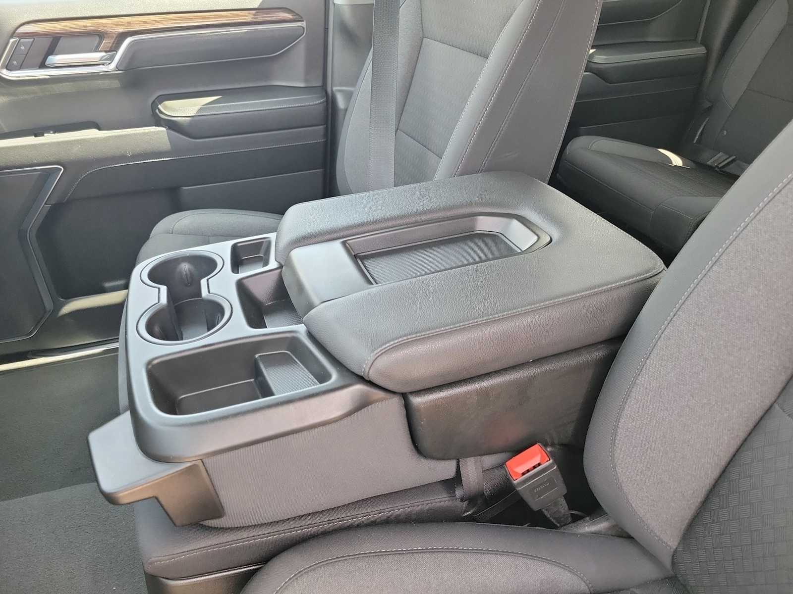 Thumbnail: 2025 Chevrolet Silverado 1500 - 20