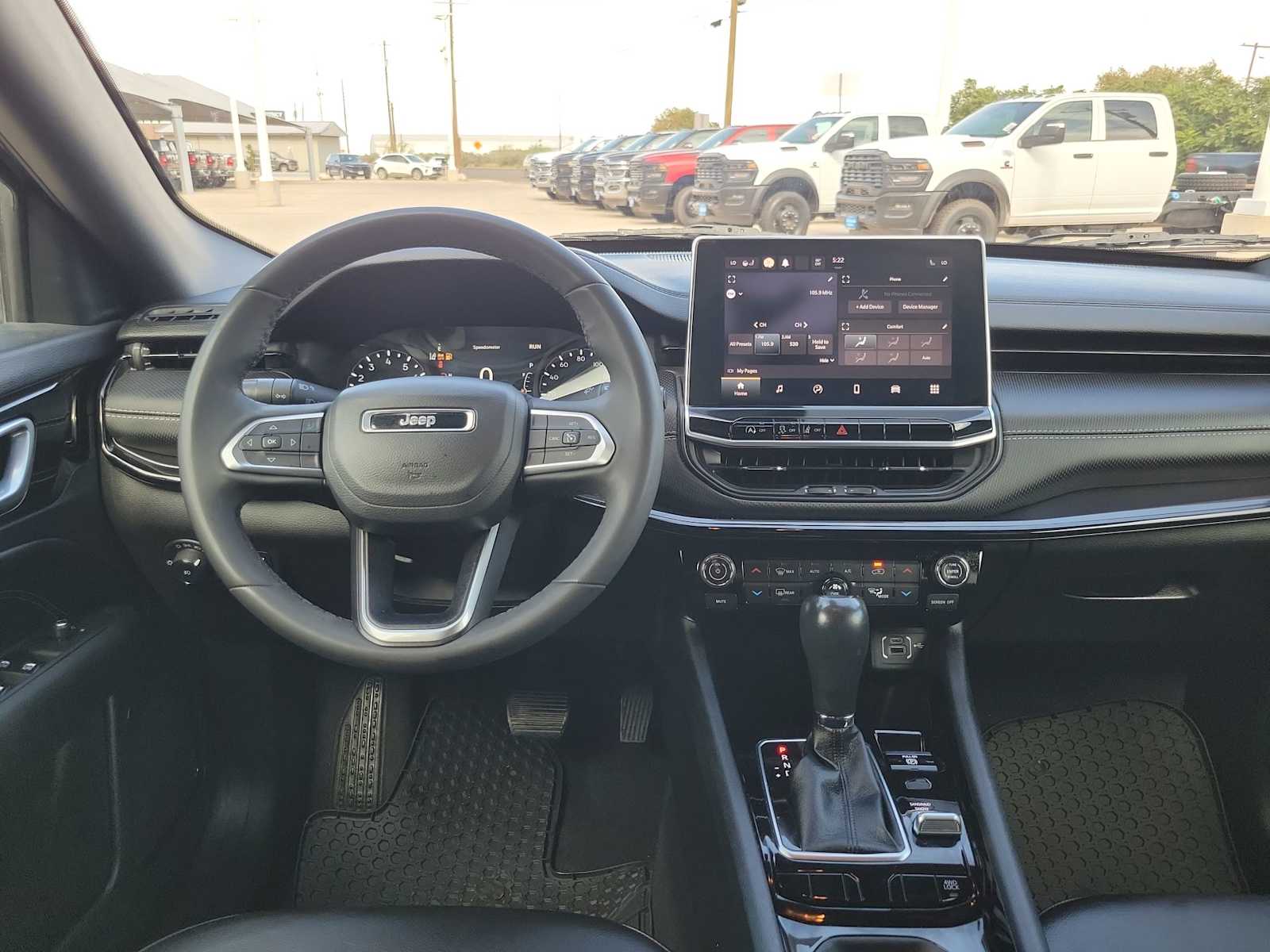 Thumbnail: 2023 Jeep Compass - 10