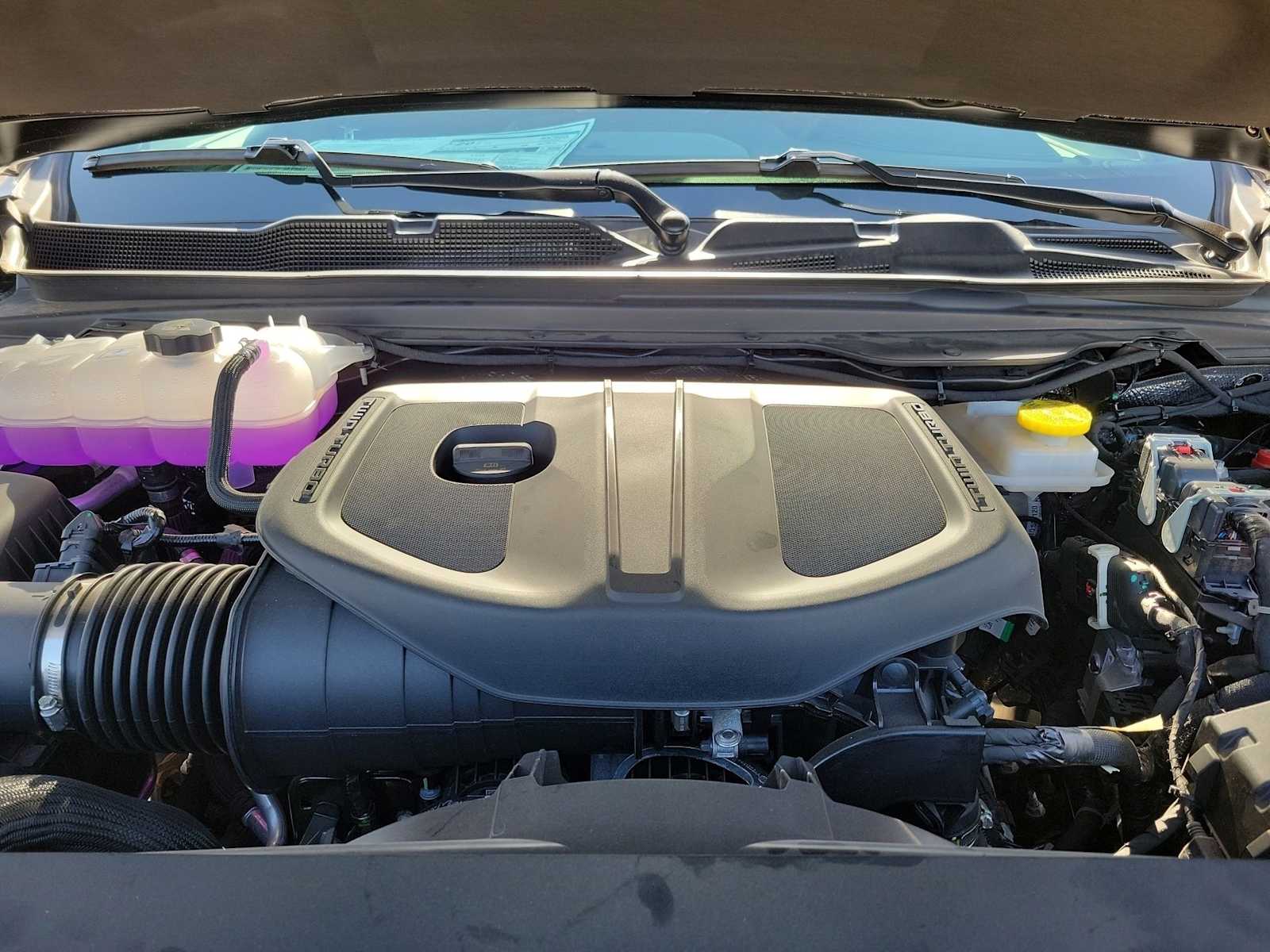 Thumbnail: 2026 RAM 1500 - 5