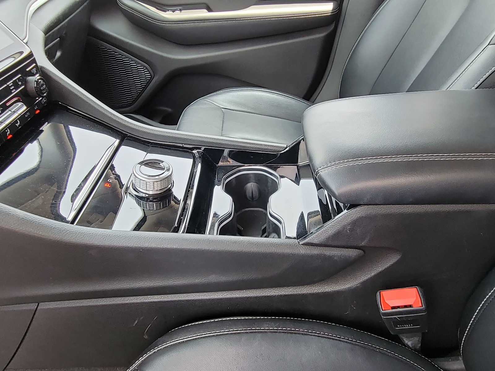 Thumbnail: 2023 Jeep Grand Cherokee - 24