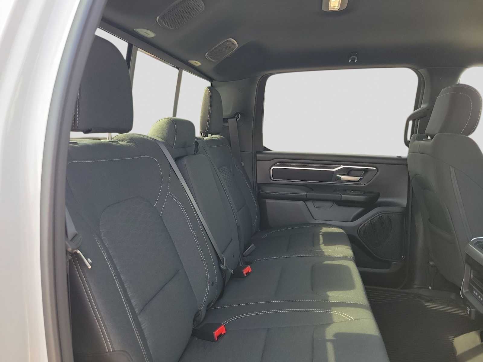 Thumbnail: 2026 RAM 1500 - 17