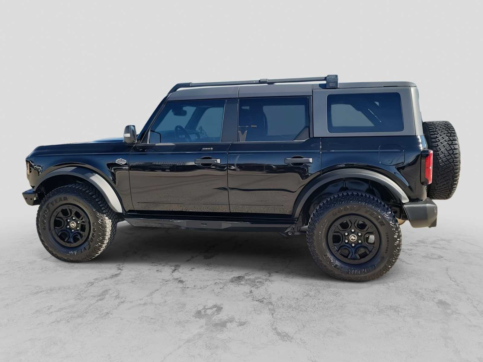 Thumbnail: 2023 Ford Bronco - 3