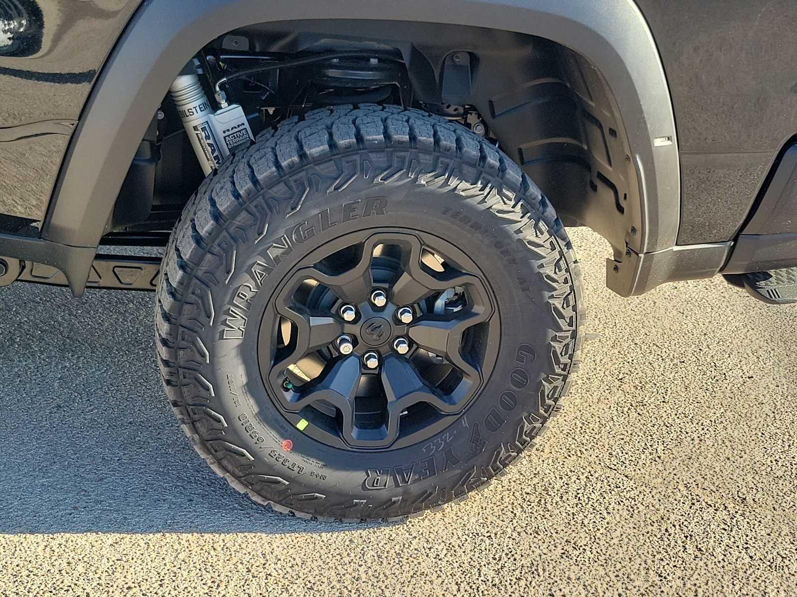 Thumbnail: 2026 RAM 1500 - 8