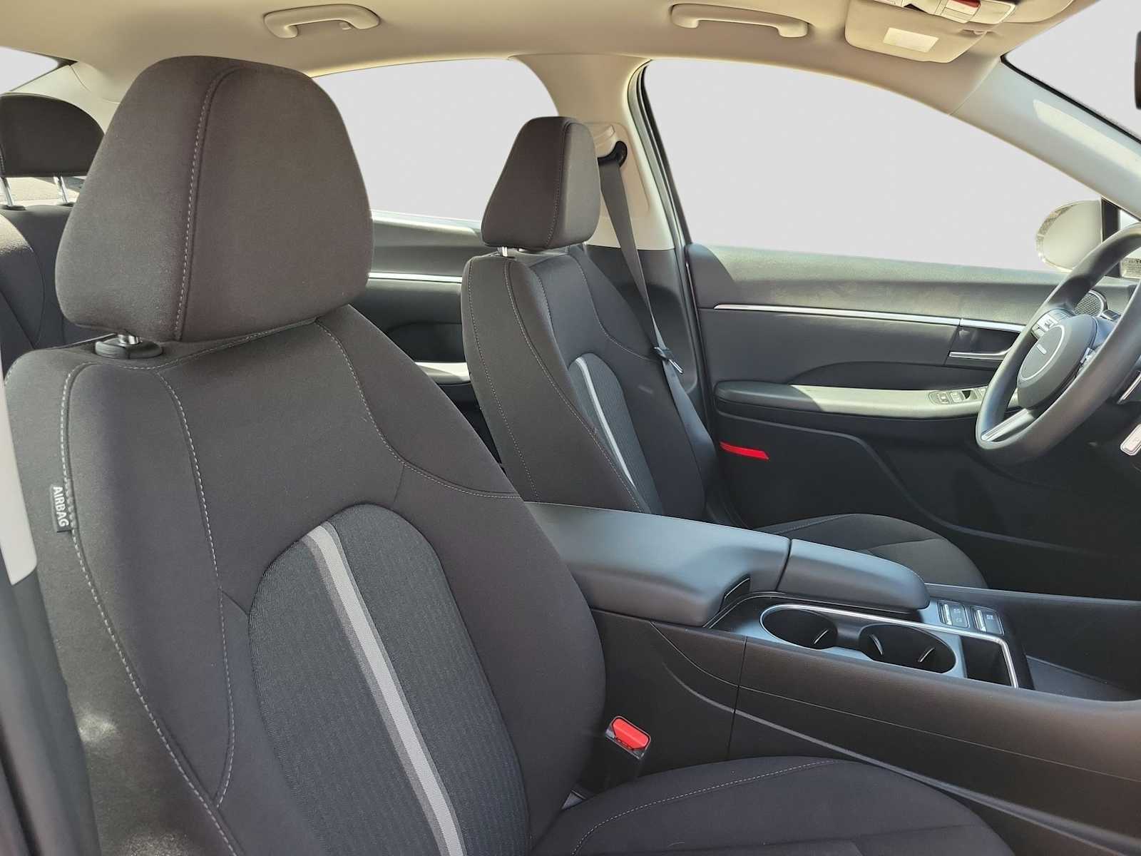 Thumbnail: 2025 Hyundai Sonata - 18
