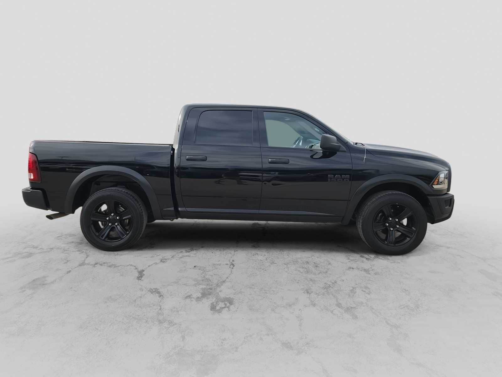 Thumbnail: 2024 RAM 1500 Classic - 9